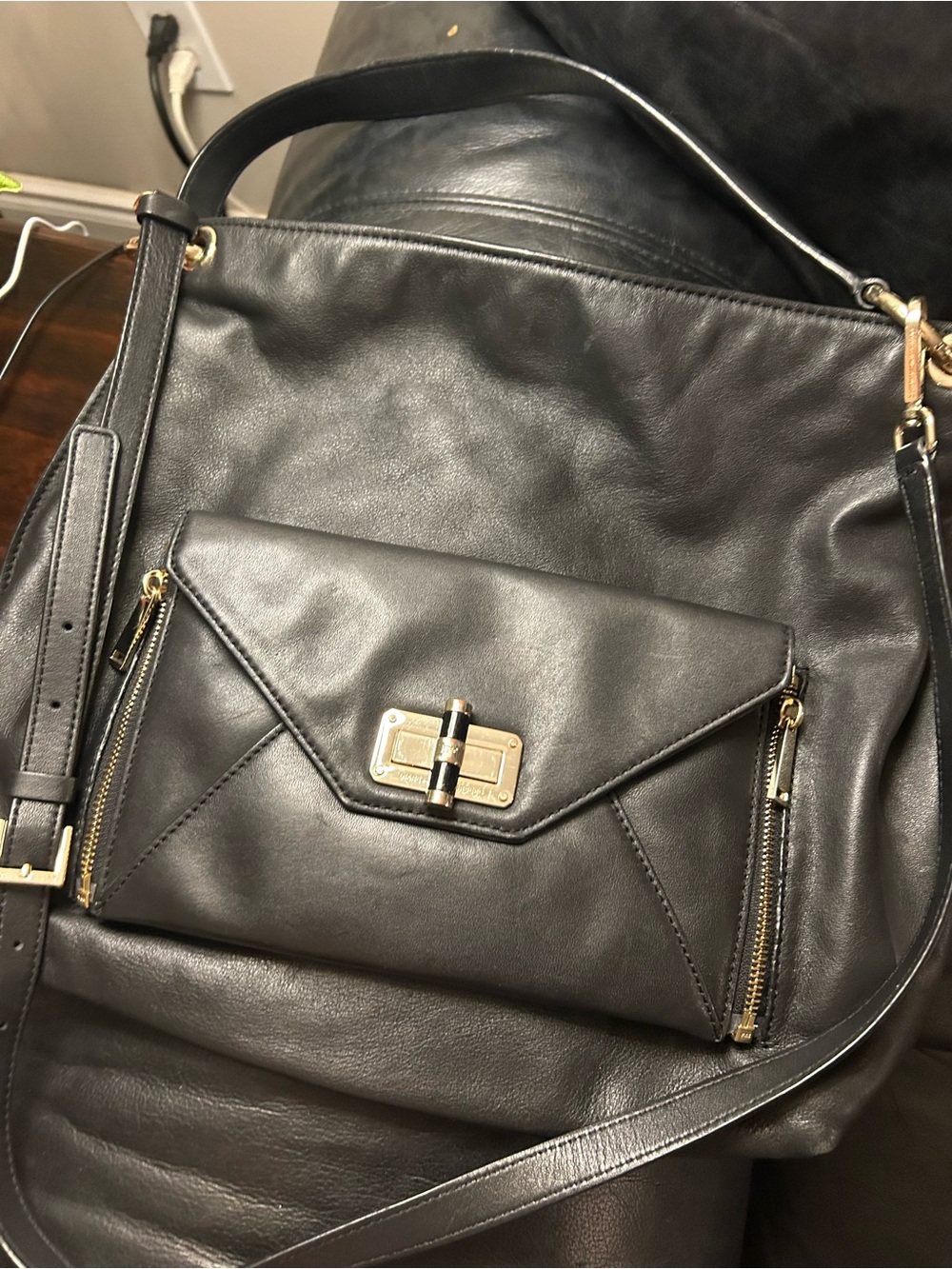 Diane Von Furstenberg Black Shoulder Bag Gold Hardware 2 in 1 Detachable Clutch